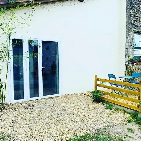 Vakantiehuis Maison Entiere Avec Jaccuzi Et Sauna *
