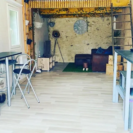 Vakantiehuis Maison Entiere Avec Jaccuzi Et Sauna *